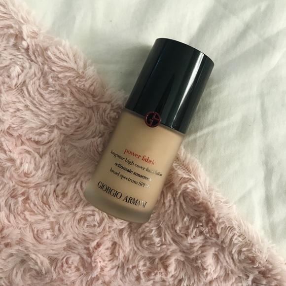 armani power fabric foundation 4.5